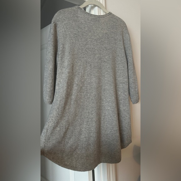 Cashmere Sweater - Picture 7 of 7